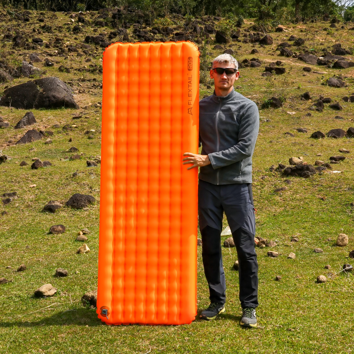 TINY SLEEPING PAD R05 LARGE- Larger, Lighter, More Comfortable (196cm, 5 R-value)